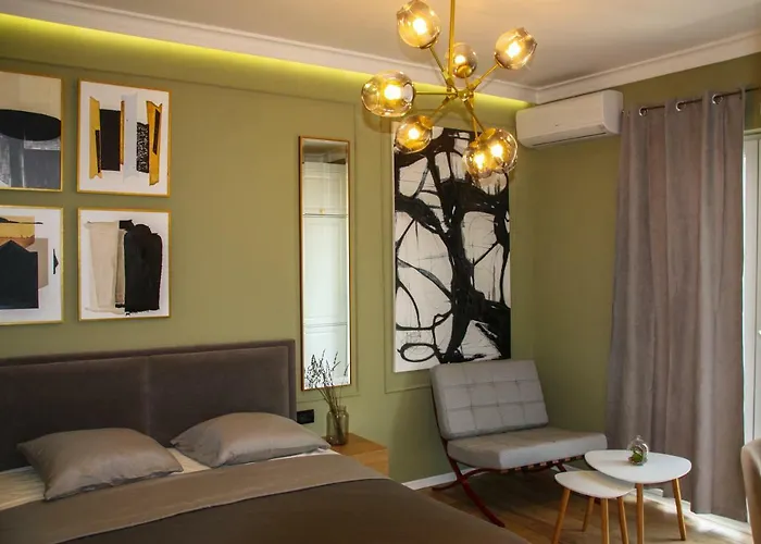 Roza's Center Apartament Tirana