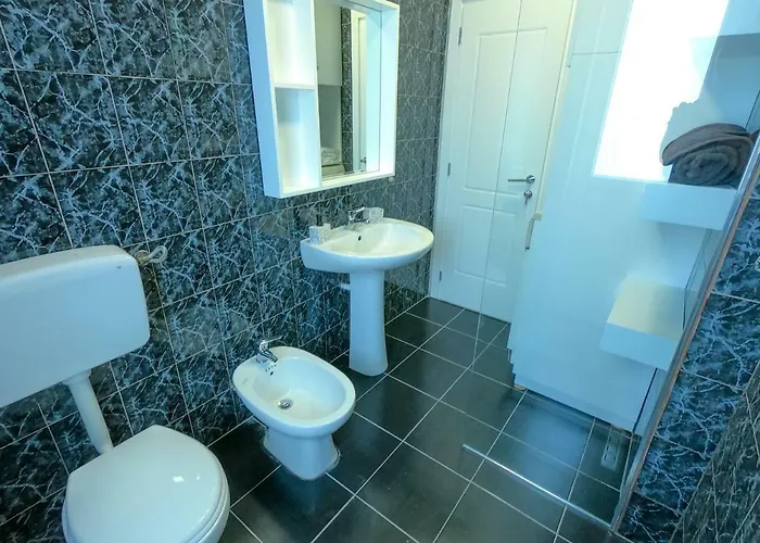 Roza's Center Apartment Tirana